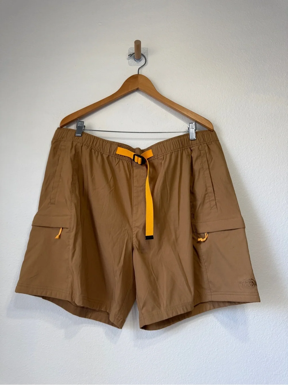 The North Face Men’s Cargo Utility Hiking Shorts Brown XXL